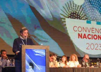 Ley ómnibus: Convención Nacional de la UCR la consideró “improvisada y poco democrática”