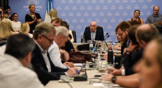 “Ley ómnibus”: Diputados desguaza proyecto de Milei ante falta de votos
