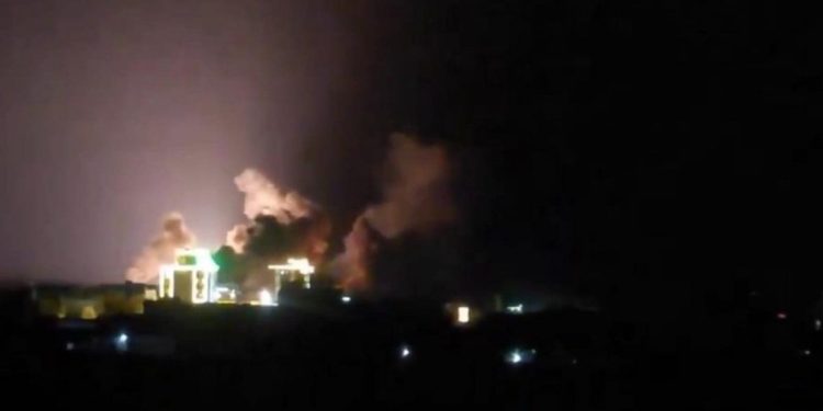 Más tensión: EEUU asegura que incautó piezas de misiles iraníes destinadas a rebeldes hutíes