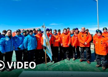 Milei visitó las bases Marambio y Esperanza y dio inicio al acuerdo con la OIEA