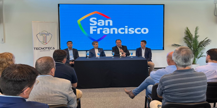 Ministro Dellarossa: “Las retenciones tienen que ser cero”