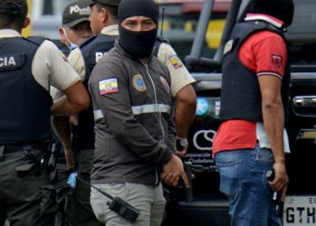 Ola de violencia deja al menos ocho muertos y heridos en Ecuador