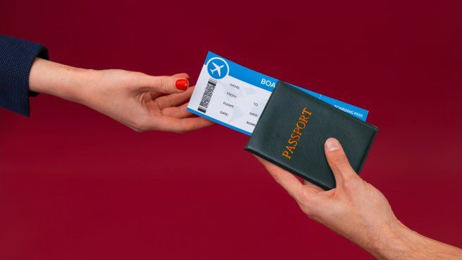 Otro amparo contra el DNU de Milei: agencias de viajes y turismo piden la inconstitucionalidad