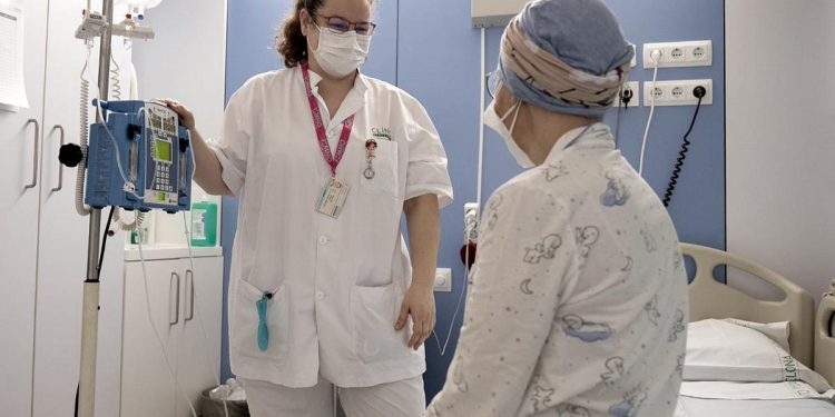 Pacientes con cáncer denuncian que Nación no entrega medicación: “Somos muchos en la misma”
