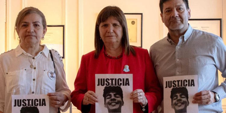 Patricia Bullrich se reunió con los padres del joven asesinado Fernando Báez Sosa