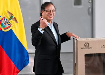 Petro propuso crear un nuevo partido de izquierda para las elecciones de 2026