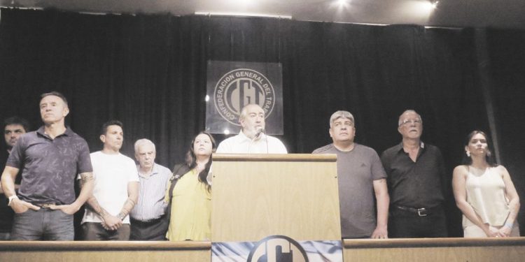 Primer paro a Milei: CGT busca condicionar al Gobierno y también moldear la oposición