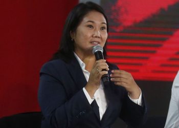 Revocaron la orden de prohibición de salir del país a Keiko Fujimori
