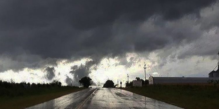 Rigen alertas amarillos por tormentas en siete provincias y por viento en el sur de la Patagonia