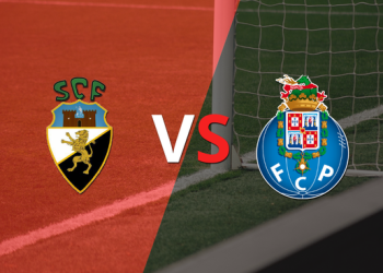 Se enfrentan Farense y Porto por la fecha 19