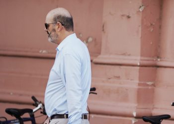 Sturzenegger afirmó que el DNU y la ley ómnibus son sólo el 40% de las reformas pendientes