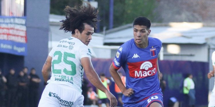Tigre y Sarmiento empezaron sin arrancar