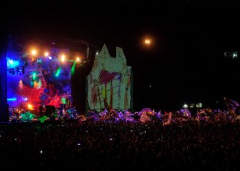 Un empleado de seguridad golpeó a un joven en el recital La Renga y lo dejó en terapia