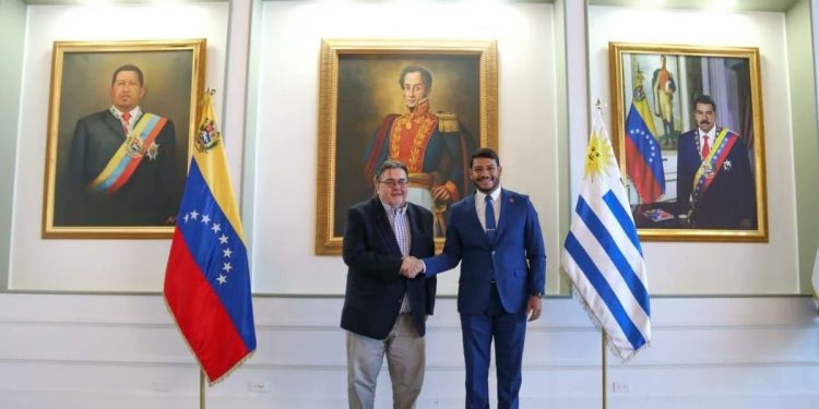Uruguay expresó su “gran preocupación” por la inhabilitación de la candidata opositora en Venezuela