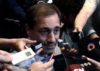 Alak denunció penalmente irregularidades en la administración de Garro en la intendencia de La Plata