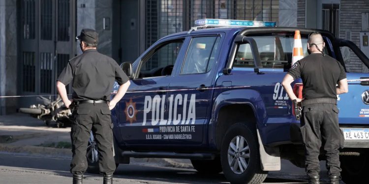 Atacaron a balazos la sede de la Policía de Investigaciones de Rosario