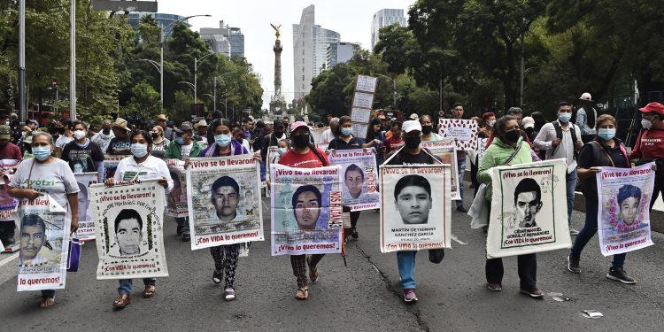 Caso Ayotzinapa: detuvieron a los ocho militares que estaban en libertad condicional