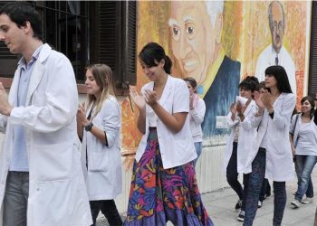 Comenzó el paro de trabajadores de la sanidad en reclamo de una recomposición salarial