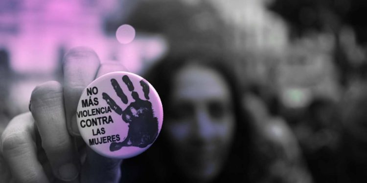Comienza el juicio al acusado de asesinar de 13 puñaladas a su pareja en Pehuen Có