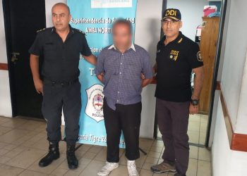 Confesó haber matado a su madre y su hermana con una katana, pero en defensa propia