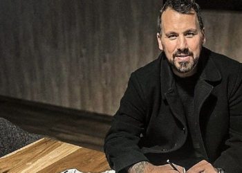 Cristian “Ogro” Fabbiani fue anunciado como nuevo DT de Deportivo Riestra