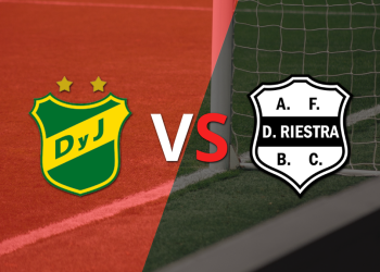 Dep. Riestra aventaja a Defensa y Justicia