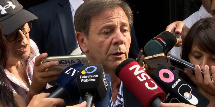 Diputados de LLA se reunirán con Milei para ver cómo “volver a tratar la ley de Bases”