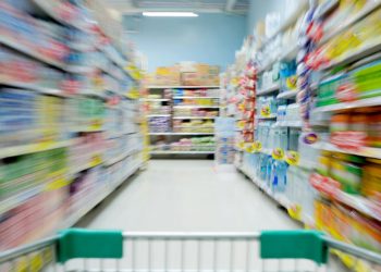 Efecto Javier Milei: la brecha de precios con Argentina cayó casi un 60%