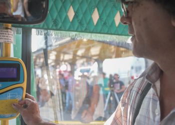 El boleto mínimo de colectivo costará $270 y el del tren $130