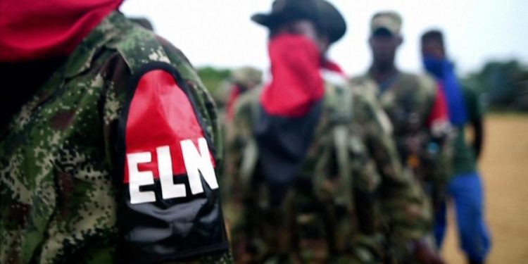 El Ejército de Liberación Nacional congeló el diálogo de paz con el gobierno colombiano