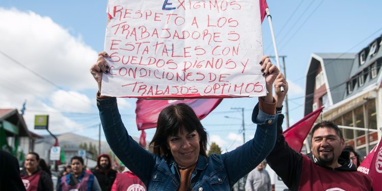El Gobierno nacional convocó a los trabajadores estatales a una reunión por paritarias
