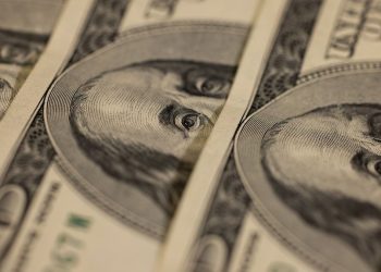 El índice dólar se encamina a su primera caída semanal del año