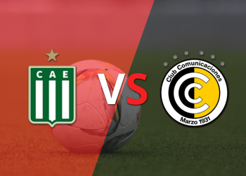 Excursionistas y Comunicaciones buscan el gol que desempate el encuentro en el segundo tiempo