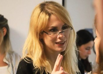 Firmas truchas, contradicciones y conflicto interno: el escándalo en La Libertad Avanza por el proyecto que busca derogar la ley del aborto