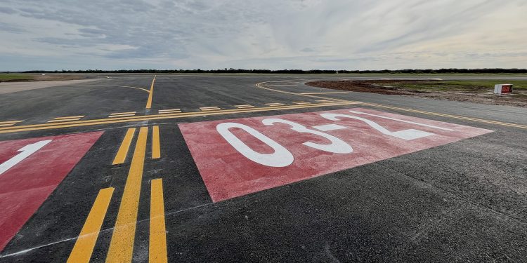 Gremios aeronáuticos confirmaron el paro del miércoles y los vuelos se verían afectados