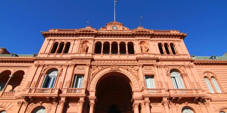 Javier Milei encabezó reunión de Gabinete en Casa Rosada mientras sigue la puja con los gobernadores