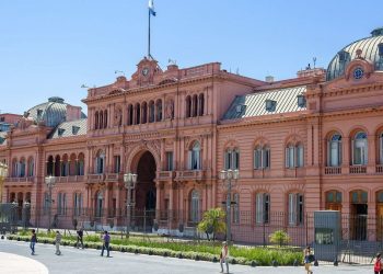 Javier Milei se reúne con su Gabinete en Casa Rosada y recibirá a la número dos del FMI
