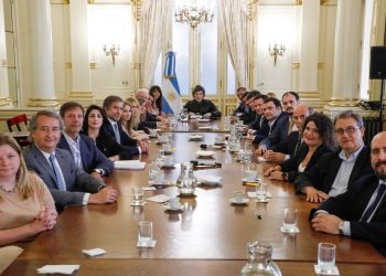 Javier Milei se reunirá con diputados de La Libertad Avanza para discutir el futuro de la ley ómnibus