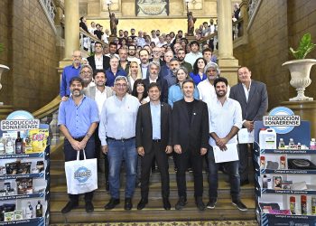 Kicillof planteó la necesidad de elaborar una ley de góndolas bonaerense