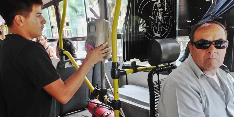 La provincia de Buenos Aires irá al Congreso para restituir los subsidios al transporte