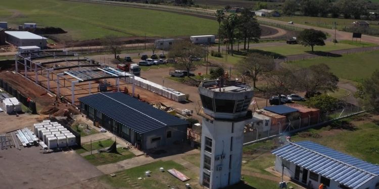 Los aeropuertos de Durazno, Paysandú y Melo quedarán inaugurados este año