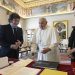 Los detalles del primer encuentro de Milei y Francisco en el Vaticano