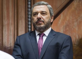 Mario Bergara criticó al gobierno por generar “el mayor atraso cambiario del siglo”