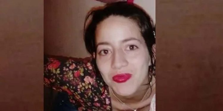 Matan de 24 puñaladas a una mujer y detienen a su concubino en Berazategui