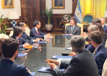 Milei y Mondino se reunieron con el canciller de Francia