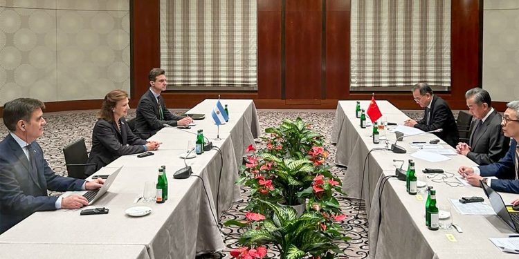 Mondino se reunió con cancilleres de China y Alemania en la Conferencia de Seguridad