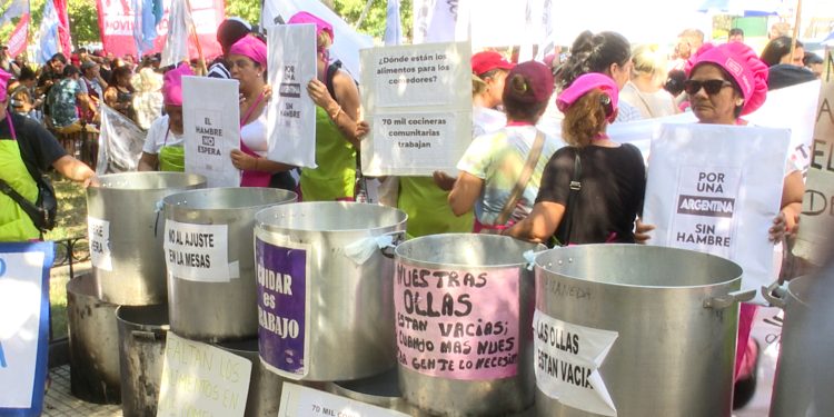 Organizaciones sociales se manifestarán frente al Ministerio de Capital Humano