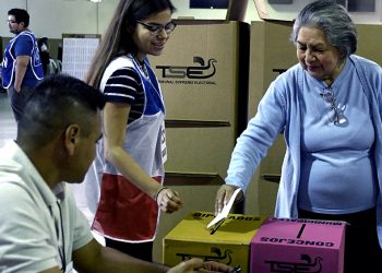 Repetirán gran parte del escrutinio de las elecciones en El Salvador
