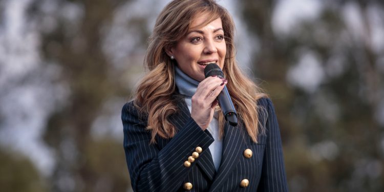 Royon puso a disposición su renuncia y le deseó “el mayor de los éxitos” a Milei