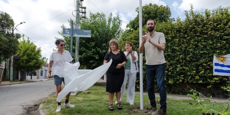 Señalizaron en Hurlingham la esquina donde fueron secuestrados Ana María Caruso y Roberto Carri